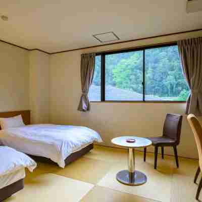 出雲神々縁結びの宿紺家 Rooms