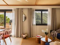 Zel Costa Brava Hotels near Vila Vella