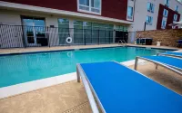SpringHill Suites Baton Rouge Gonzales - Swimmingpools