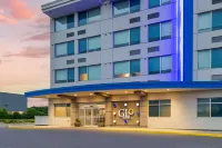 GLo Best Western Kanata Ottawa West Pearle Vision附近的飯店