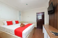 My Home2 Mall Ciputra Cibubur RedPartner Hotel di Jatisampurna