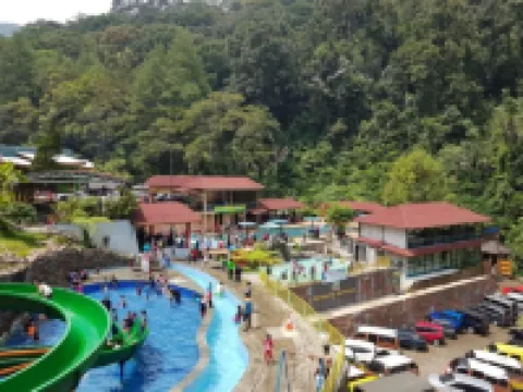 Kampung Karuhan Eco Green Park Sumedang Hotels in Sumedang Regency