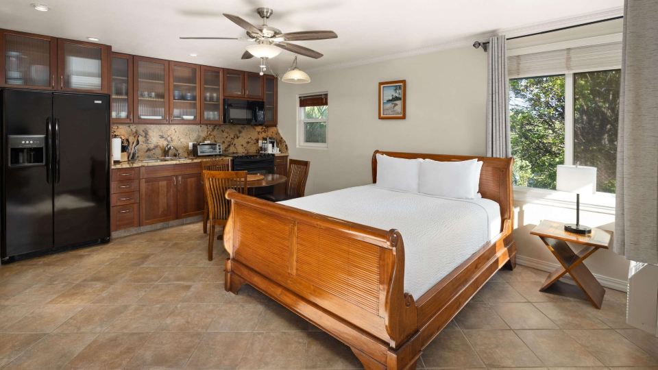 Days Inn by Wyndham Maui Oceanfront