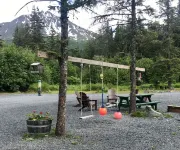 Twin Peaks Lodge and RV Park Hotéis em Seward