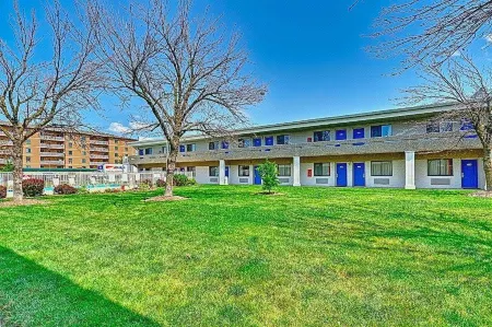 Motel 6 Villa Park, IL - Chicago West