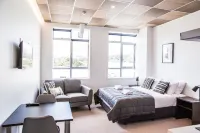 The Post Hotel Hotel a Porirua