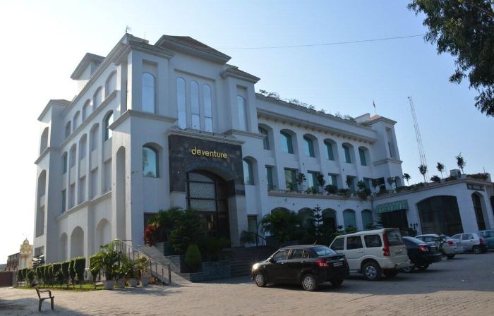 Deventure Hotel, Karnal