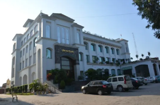 Deventure Hotel, Karnal Hotels in 