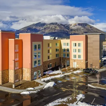 La Quinta Inn & Suites by Wyndham Flagstaff East I-40