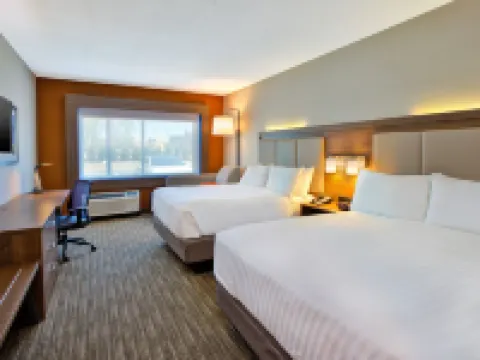 Holiday Inn Express & Suites New Castle by IHG Hotels in Lawrence County