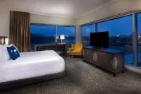 Hotel Centro Sonoma Wine Country, Tapestry by Hilton Hotels in Rohnert Park