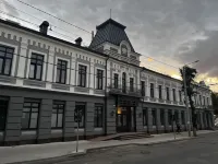 Richmond Hotel - Parking