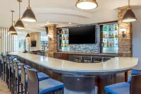Cambria Hotel Akron - Canton Airport - bar