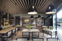 Ilonn Hotel - Breakfast