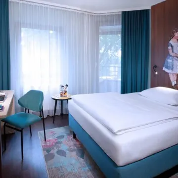 Tante Alma's Bonner Hotel