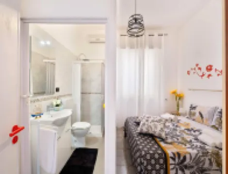 Villa Soleya with Climate and Parking in Torre Lapillo