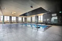 Hotel Courtyard by Marriott Montréal-Brossard - Pool
