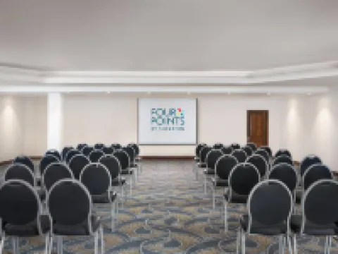 Four Points by Sheraton Arusha, the Arusha Hotel โรงแรมในอรุชา