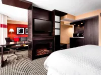 Four Points by Sheraton Mississauga Meadowvale Hotels near Lisgar