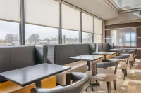 Drury Inn & Suites Champaign - breakfast