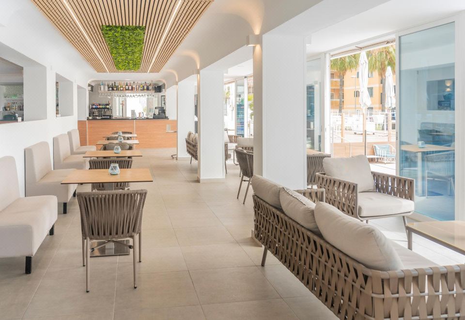 3. 호텔 아믹 갈라..