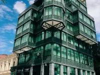 New Tiflis Hotel Hotels near Chugureti