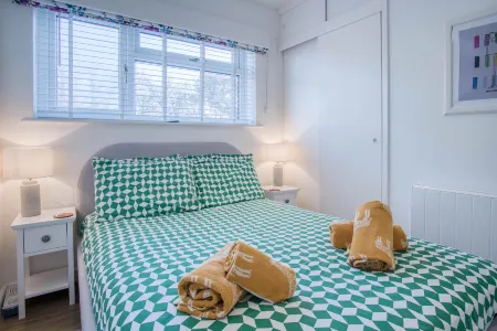 Footsteps - 2 Bedroom Apartment - Saundersfoot