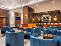 Riu Plaza Chicago Hotels near Gold Coast
