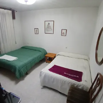 Triple Room in Chalet in Toledo