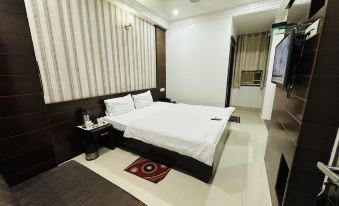 Hotel Vinayak International