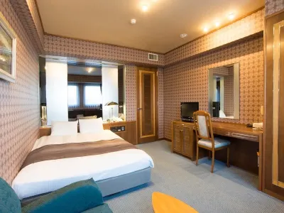 Hotel Suncrest Các khách sạn ở Konan