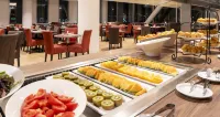 PLAZA Premium Almere - breakfast