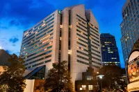 Embassy Suites by Hilton Indianapolis Downtown Hôtels à : 