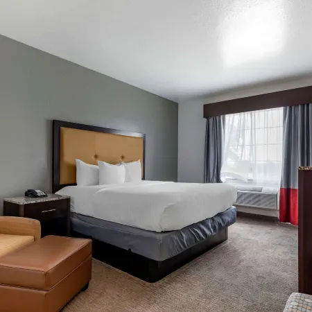 Comfort Inn & Suites Gatesville Near Fort Cavazos