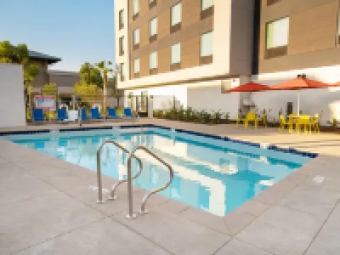 Home2 Suites by Hilton Corona Hotels in Corona
