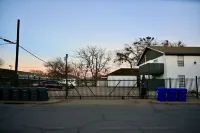 Spaciously Styled Apartment -  Close to Baylor and Magnolia