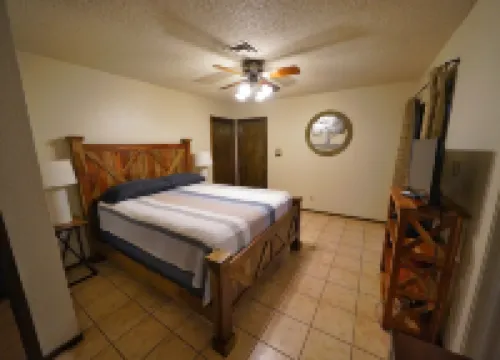 Lovely Pool Home in a Quiet Upscale Neighborhood!