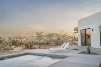 Mars Landing - Pool / Spa / Boulders / Views