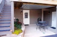 Downtown Luxury Studio, Brevard NC Hotels in Brevard