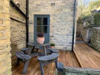 Heather Bank Cottage, Halifax. Yorkshire. <br>HX2 7DD