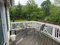 Historic home nestled in the heart of horse and wine country. Kids/pet friendly!