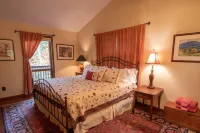 Mountain cabin by Shenandoah National Park