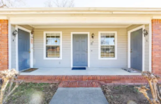 1bed 1 bath kitchen to relax and rest your head
