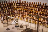 Apartment lux 1 bedroom, independent in villa, swimming pool, view Grasse and sea Hotels in Grasse