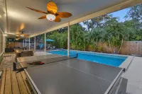 Close to Anna Maria Island! Sleeps 20 in Beds. Family Friendly Amenities!