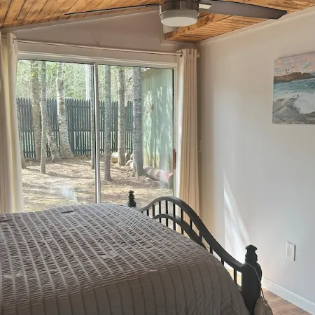 Cozy escape in Portage Lake. Sleeps up to ten people!