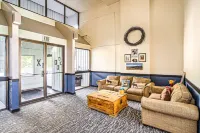 🎿The Little Red Ski Haus