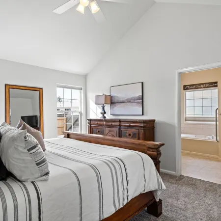 Tranquil Home on the Cheyenne Greenway!