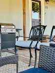 Cozy home in the heart of St Johns!