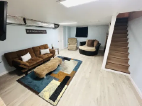 Cowley Cozy Cottage 3 Bed/ 2 Bath